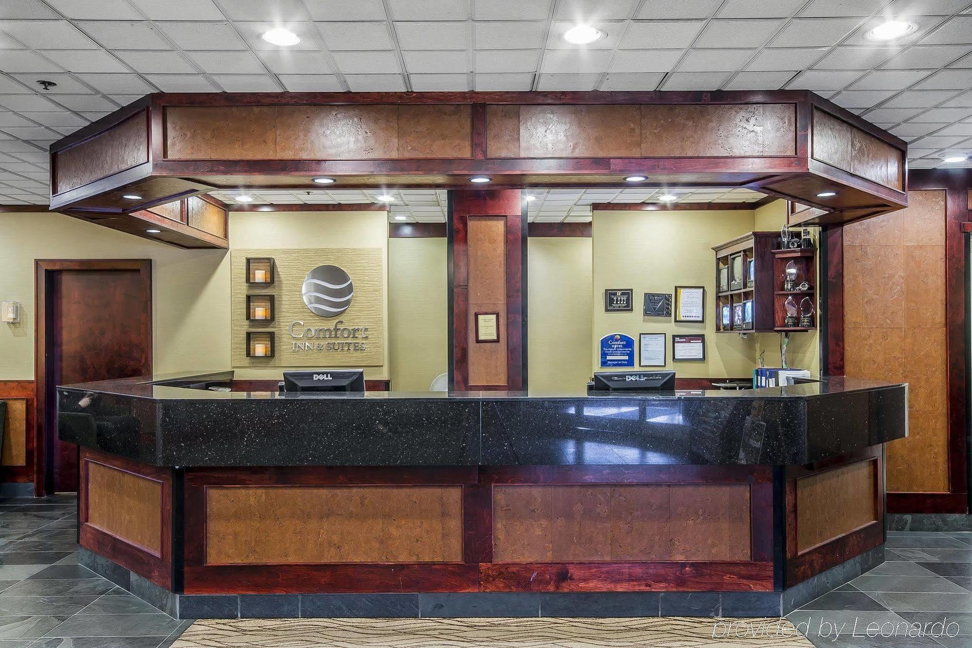Comfort Inn & Suites ויקטוריה מראה חיצוני תמונה