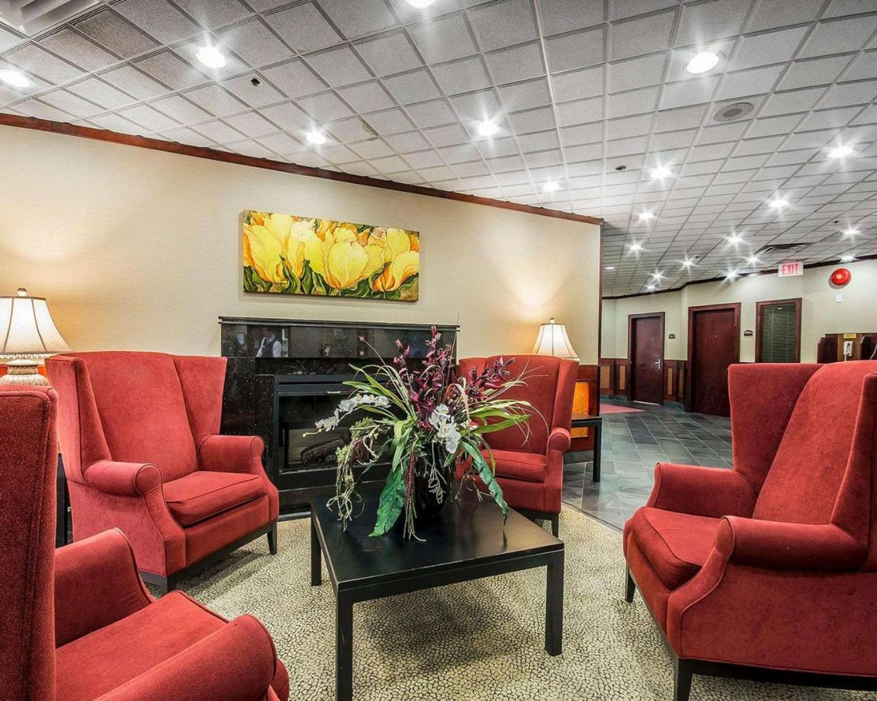 Comfort Inn & Suites ויקטוריה מראה חיצוני תמונה