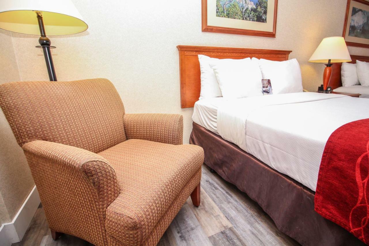 Comfort Inn & Suites ויקטוריה מראה חיצוני תמונה